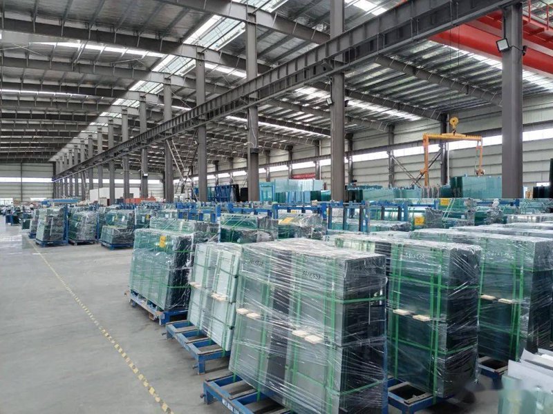 玻璃深加工行业新动态：科技推动产业升级
